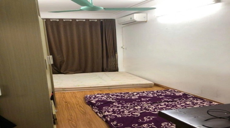 Cho thuê nhà Nguyễn Trãi , Thanh Xuân, 35m X 5 tầng, 4 ngủ + 4 WC 13 Triệu